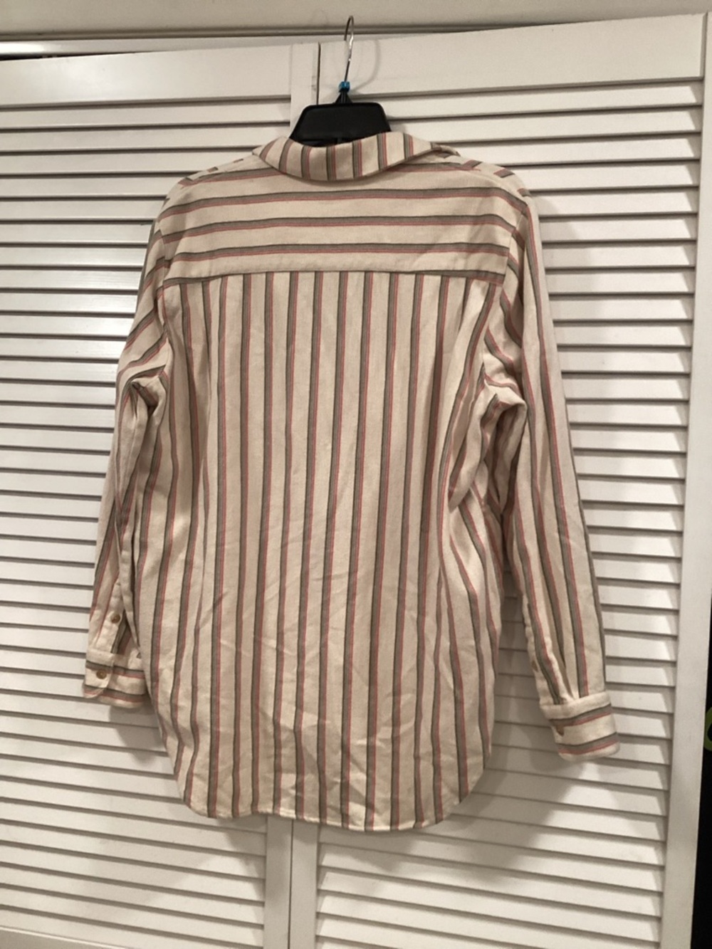 Madewell “Sunday Flannel “ oversized button up cozy Shirt has pockets - Picture 6 of 9